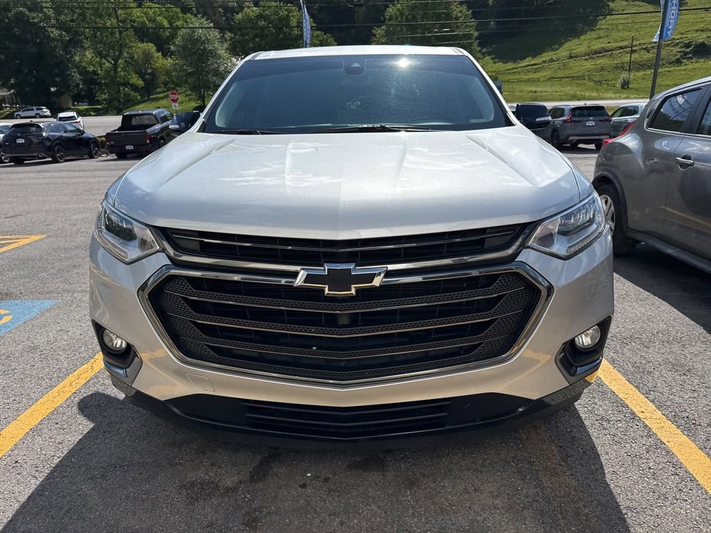 Used 2019 Chevrolet Traverse Premier w/ Redline Edition AWD/4WD image 2