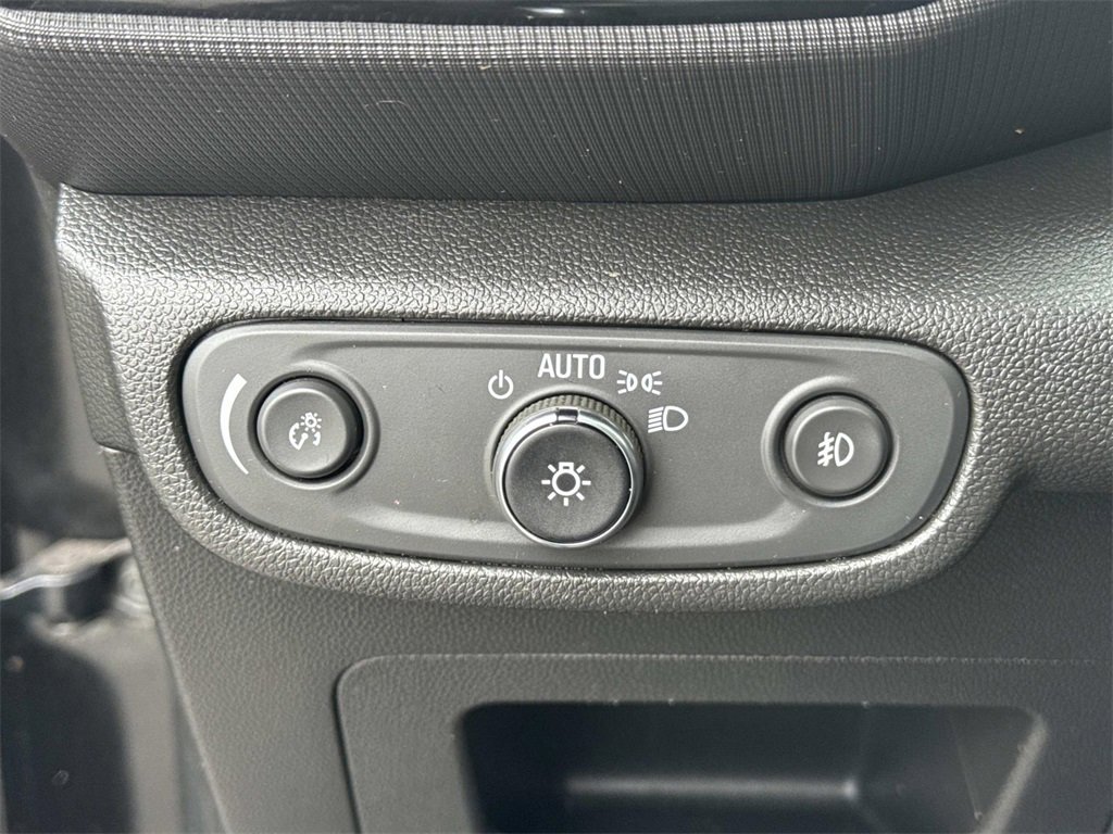 Used 2023 Chevrolet TrailBlazer LT w/ Convenience Package image 38