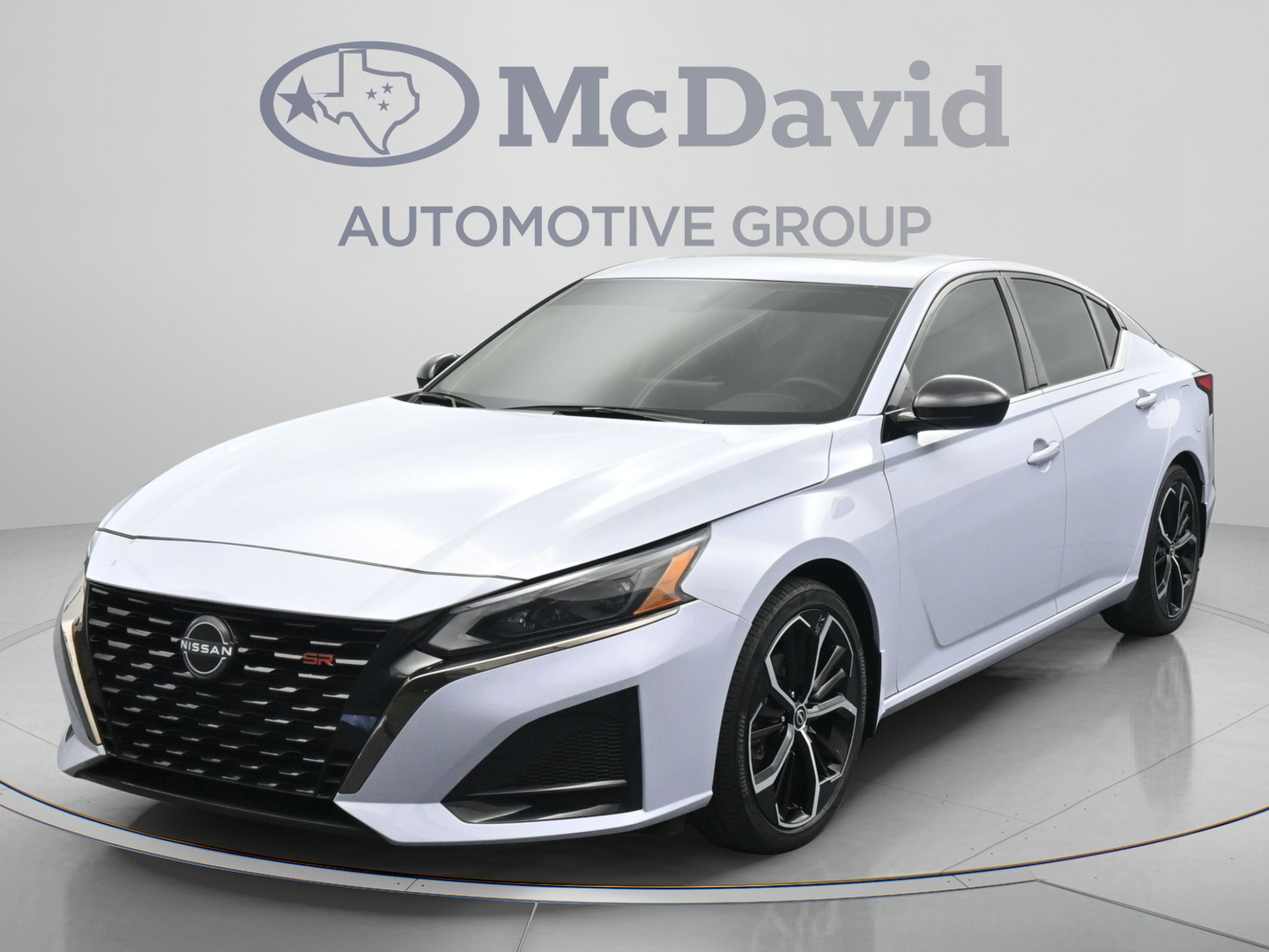 Used 2024 Nissan Altima 2.5 SR w/ SR Premium Package FWD image 4