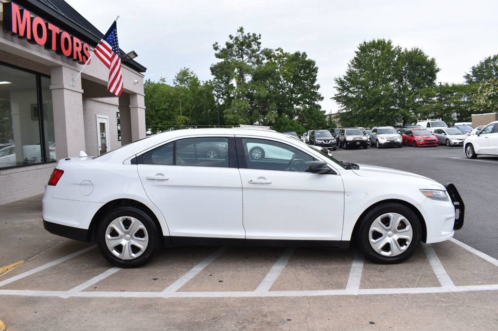 Used 2016 Ford Taurus Police Interceptor AWD image 4