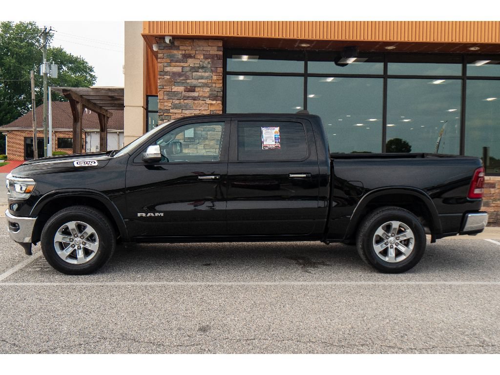 Used 2022 RAM 1500 Laramie AWD/4WD image 6