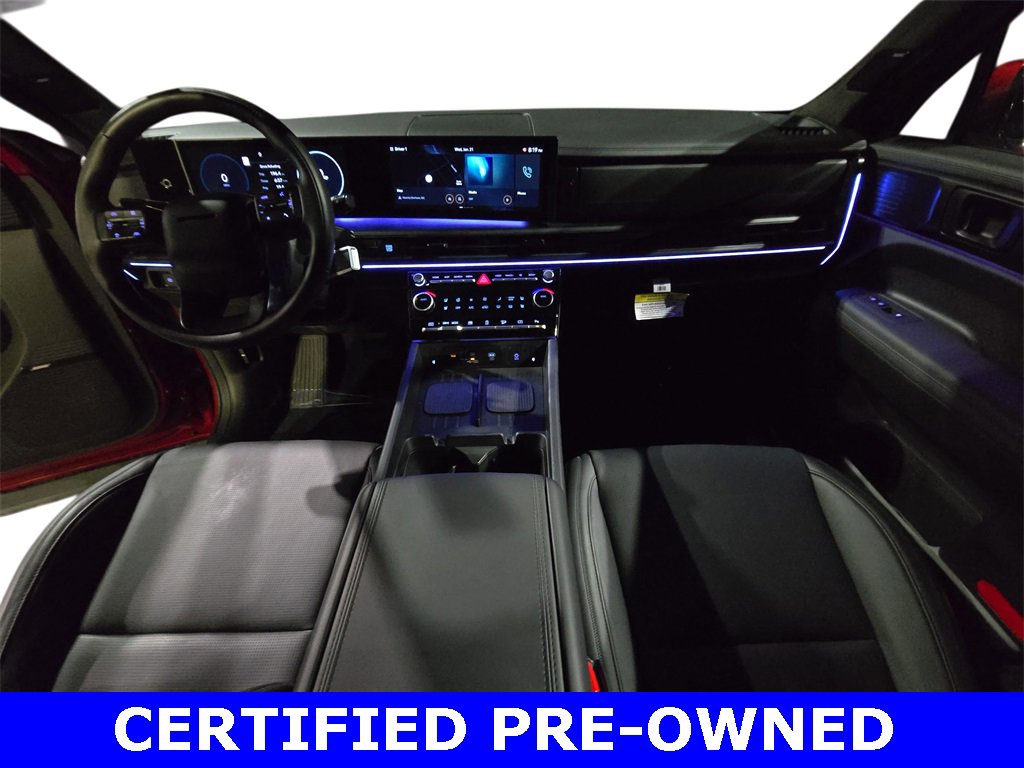 Certified 2025 Hyundai Santa Fe Calligraphy image 9