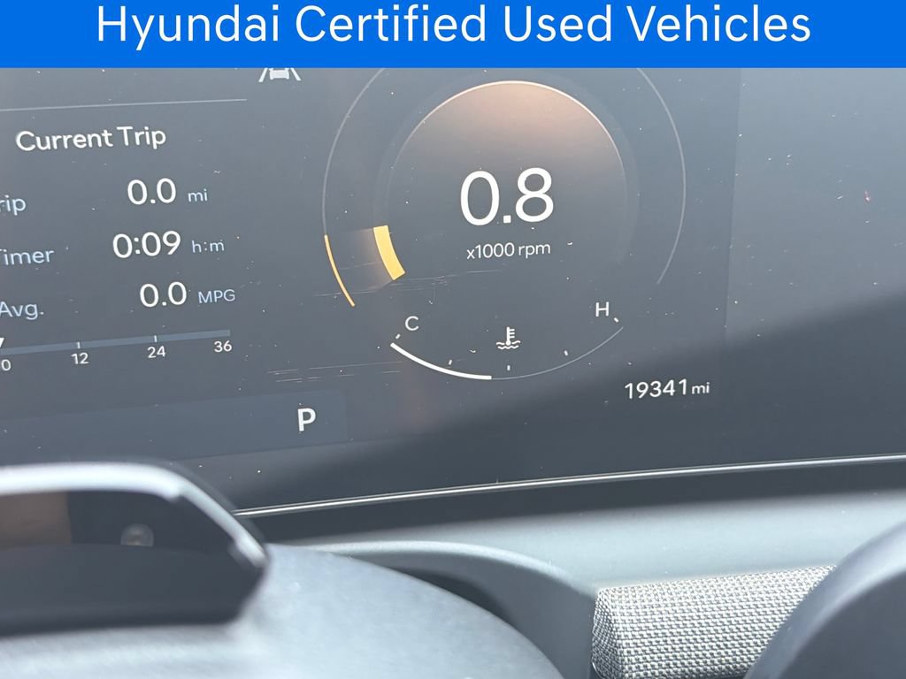 Certified 2025 Hyundai Santa Cruz Limited AWD/4WD image 20