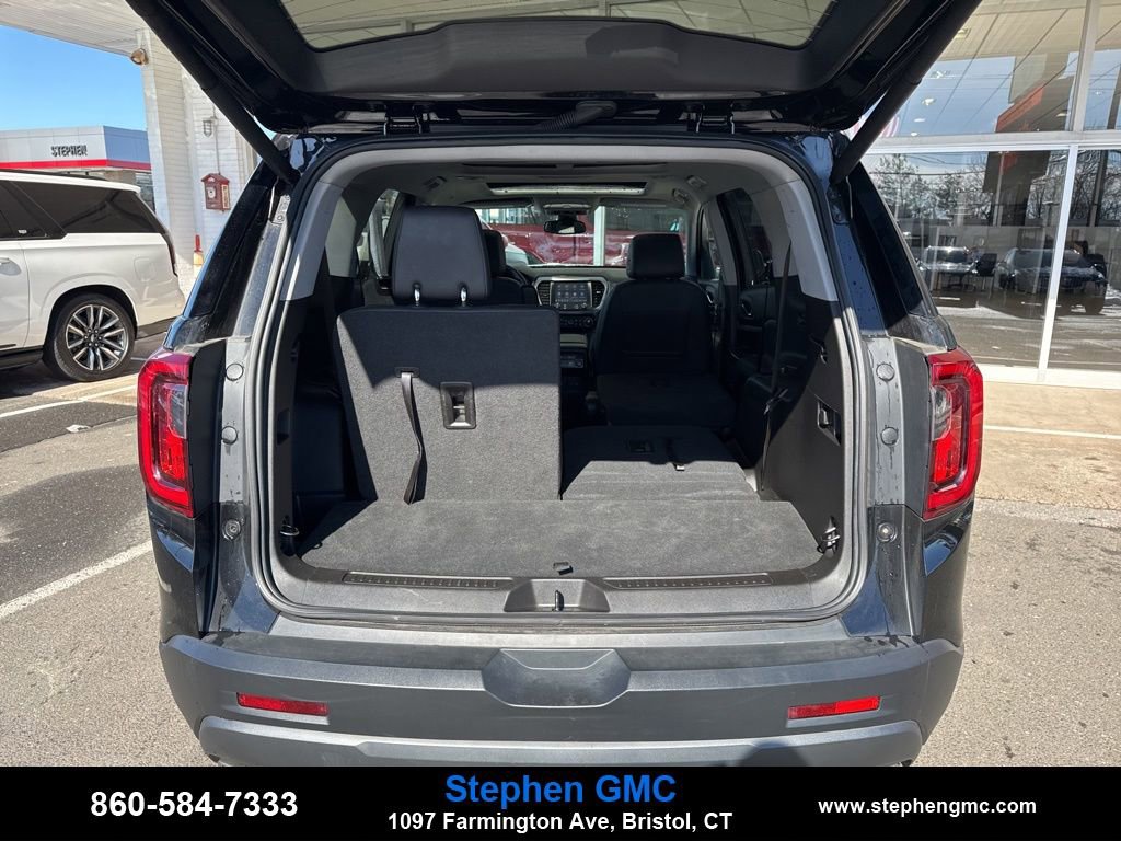 Used 2023 GMC Acadia AT4 w/ Technology Package image 28