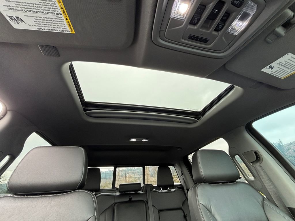 Used 2021 Chevrolet Silverado 1500 RST w/ Convenience Package II image 28