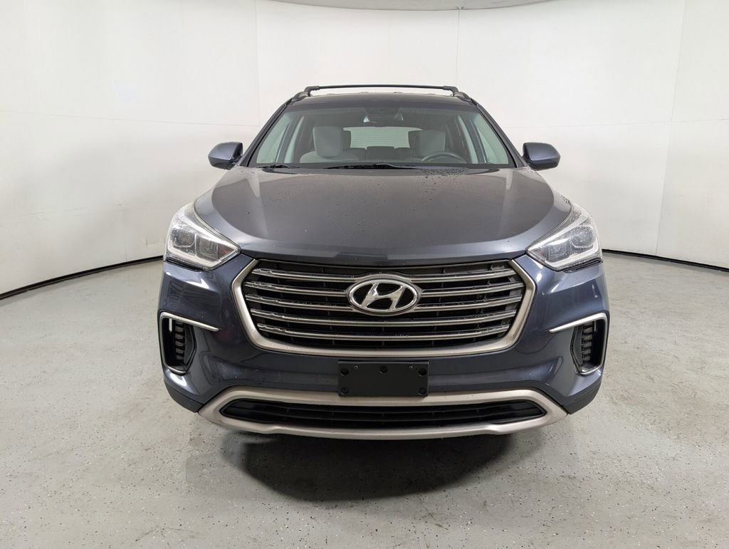Used 2018 Hyundai Santa Fe SE image 2