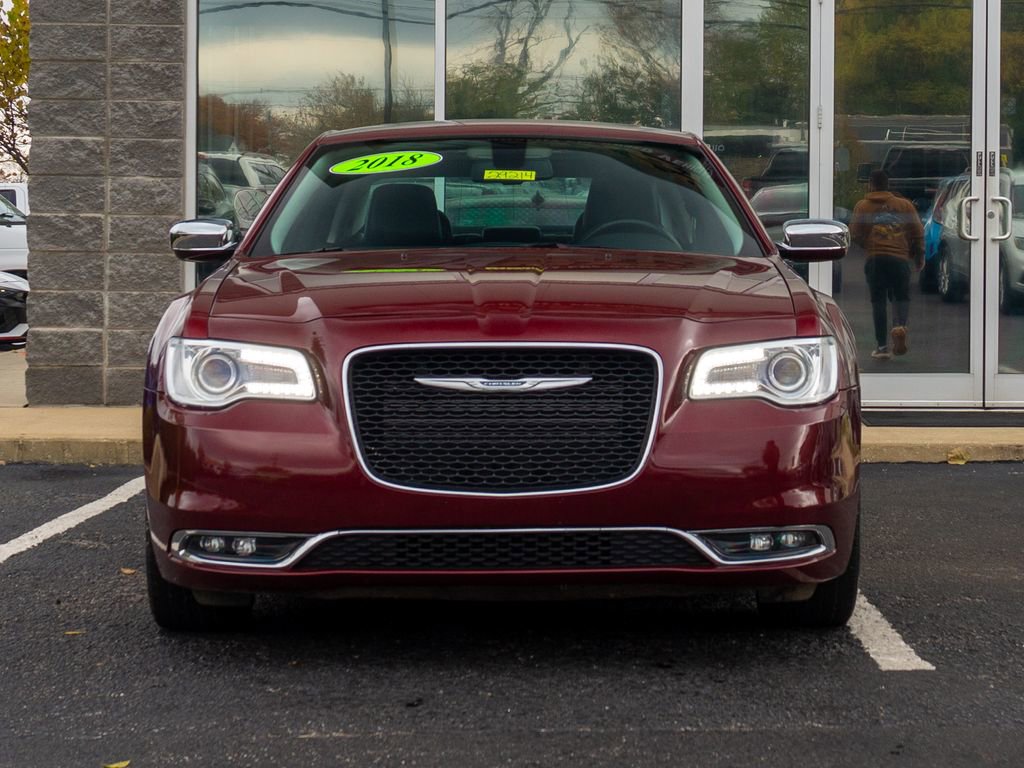 Used 2018 Chrysler 300 Touring L image 11