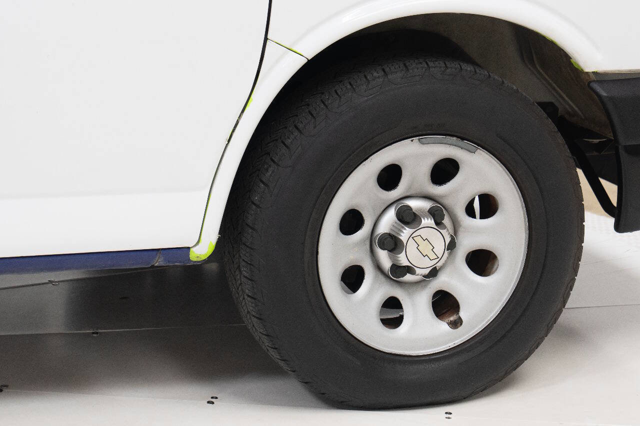 Used 2013 Chevrolet Express 1500 image 64