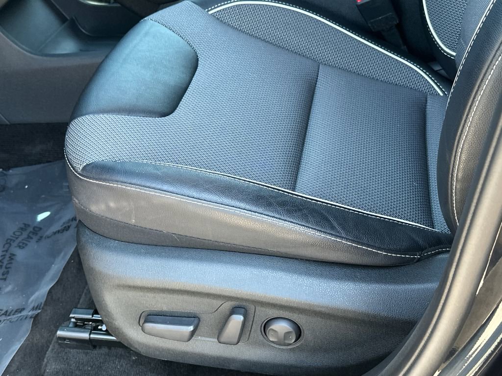 Certified 2022 Kia Niro EX w/ Cold Weather Package FWD image 20