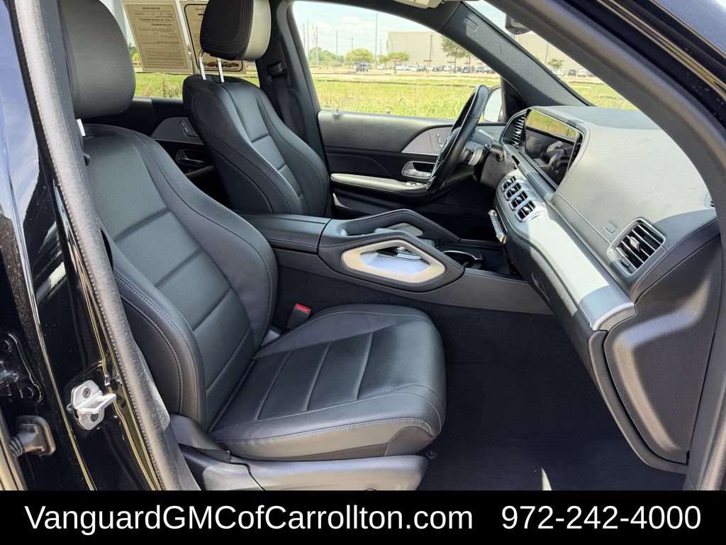 Used 2024 Mercedes-Benz GLS 450 4MATIC image 32