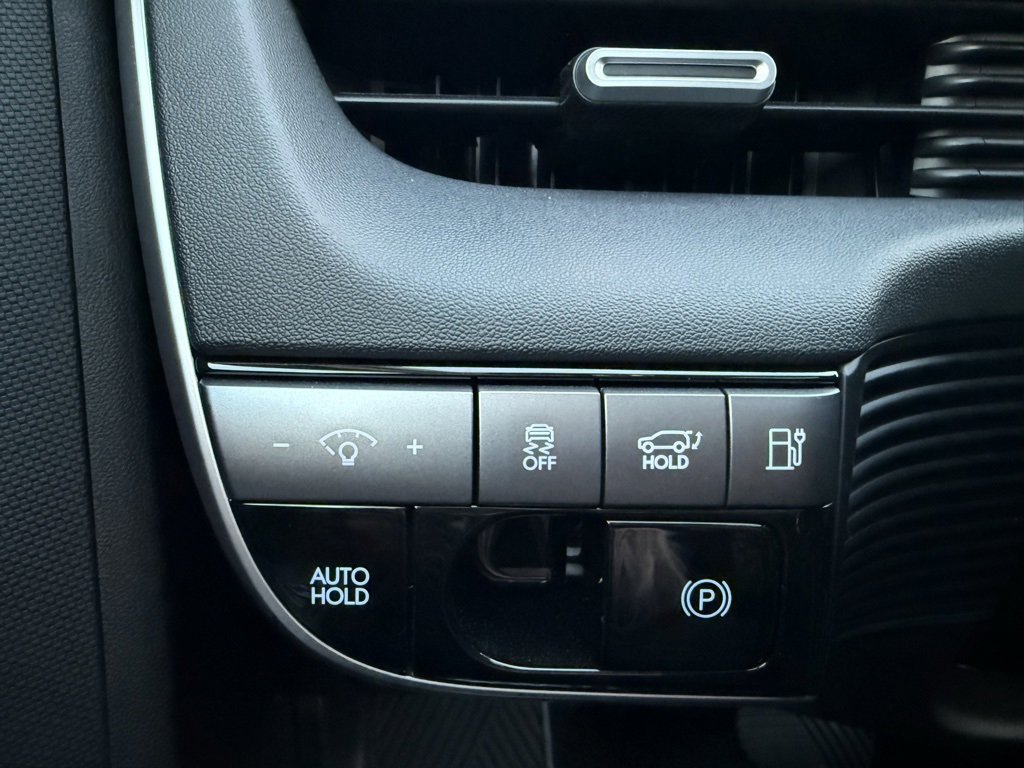 Certified 2025 Hyundai Ioniq 5 SEL image 29