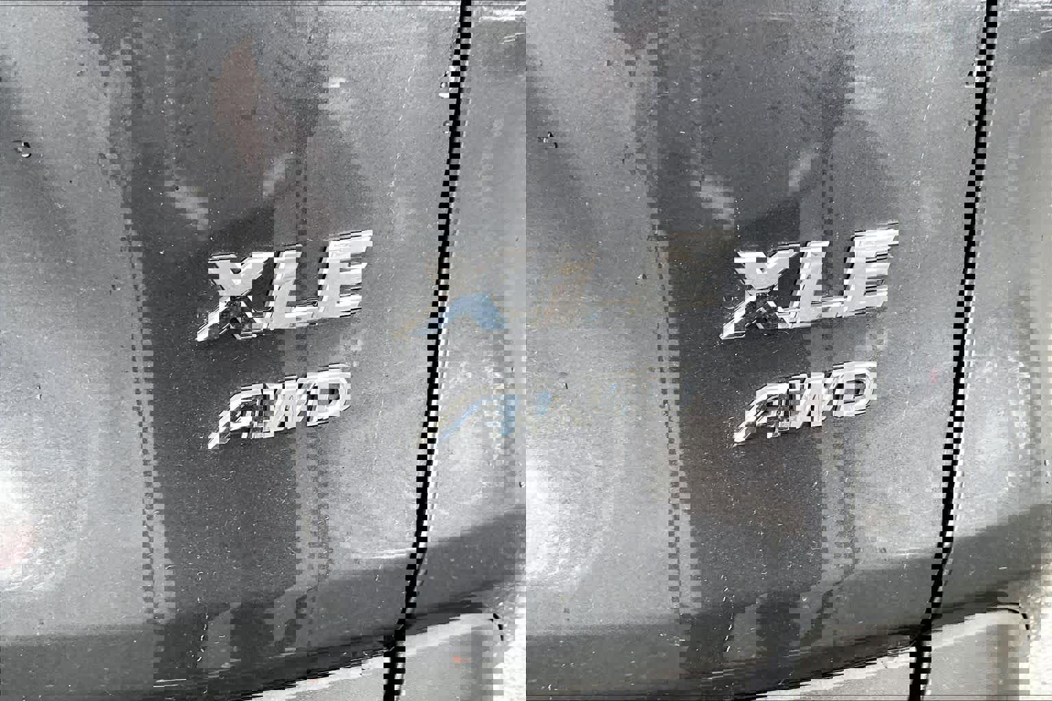 Used 2020 Toyota RAV4 XLE w/ Convenience Package image 9