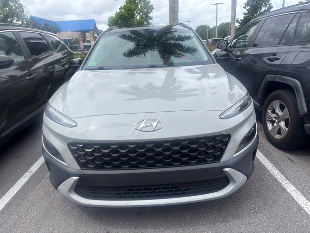 Used 2023 Hyundai Kona SEL FWD image 3
