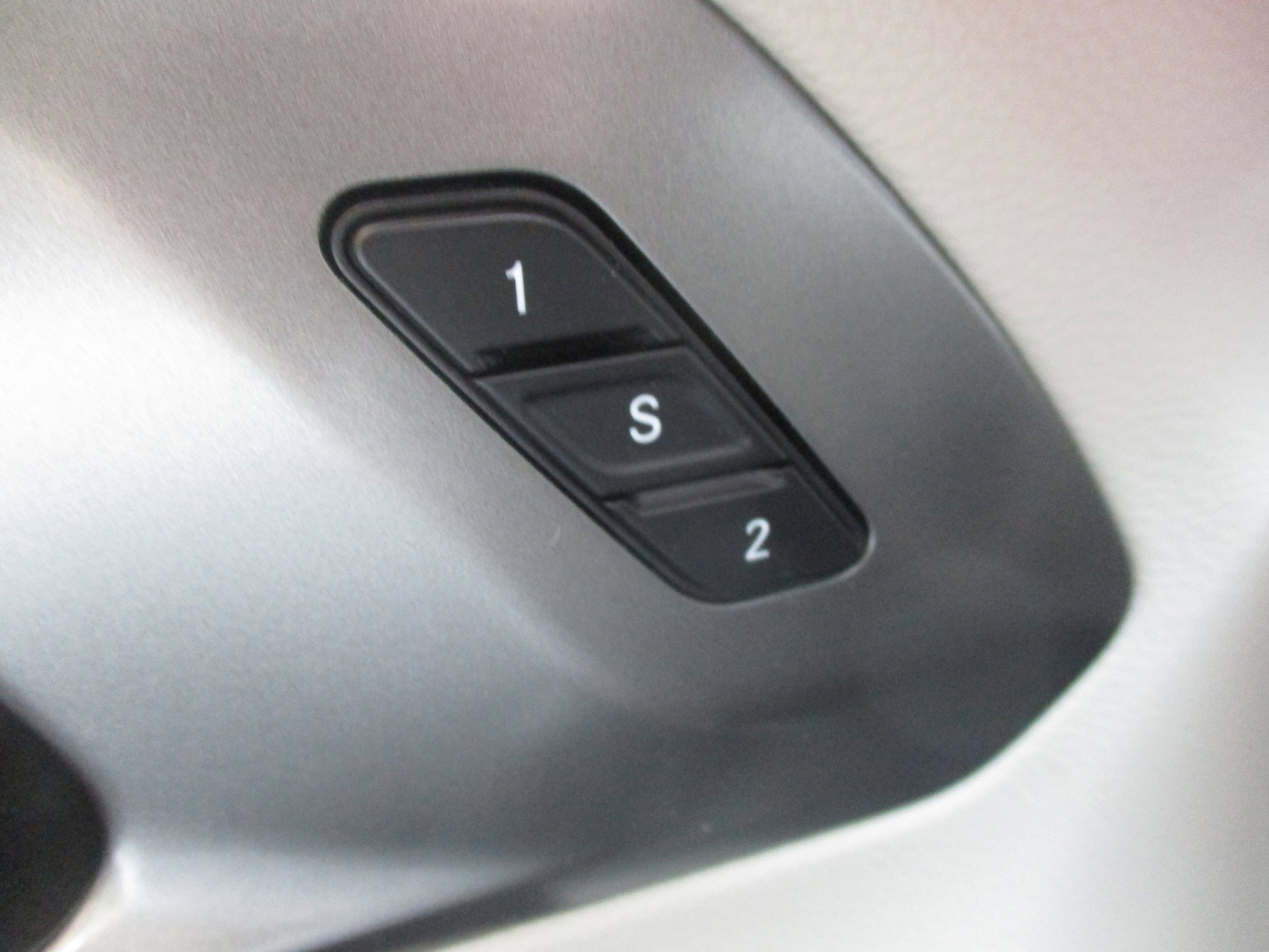 Used 2024 Chrysler Pacifica Touring-L w/ Road Tripper Package FWD image 33
