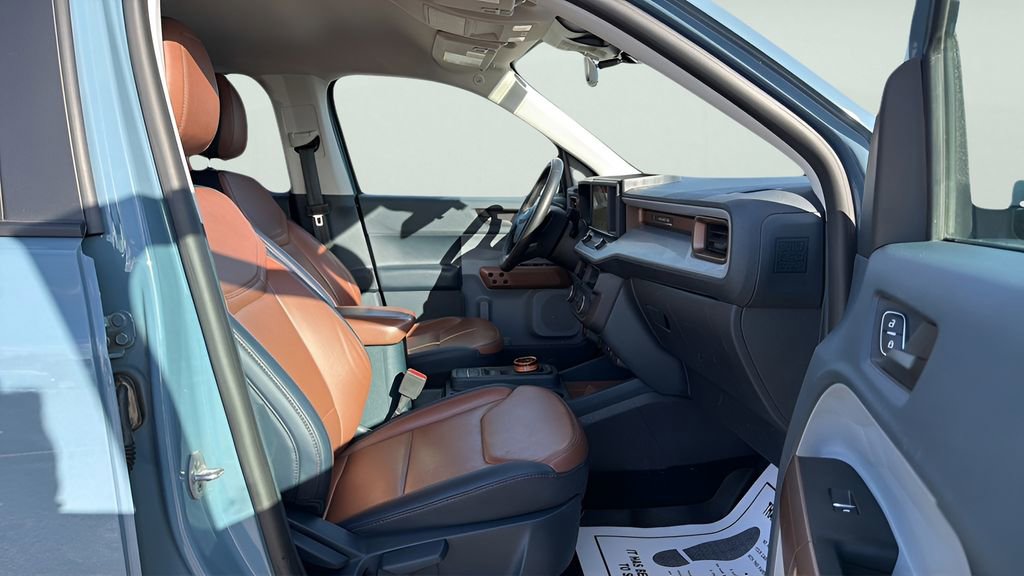 Used 2023 Ford Maverick Lariat w/ Equipment Group 500A Standard image 11