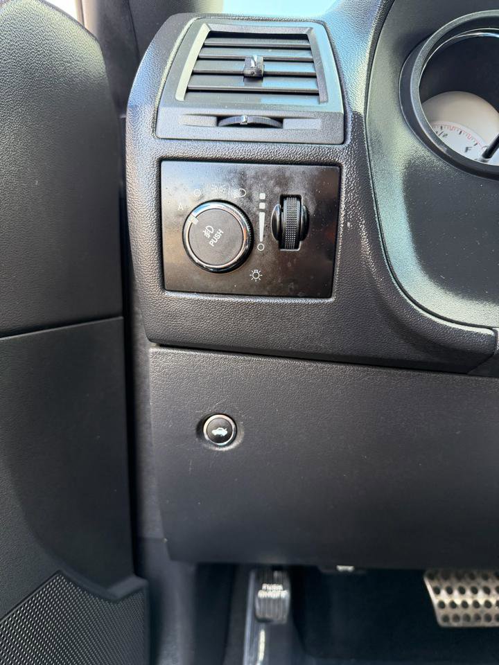 Used 2012 Dodge Challenger SRT8 image 29