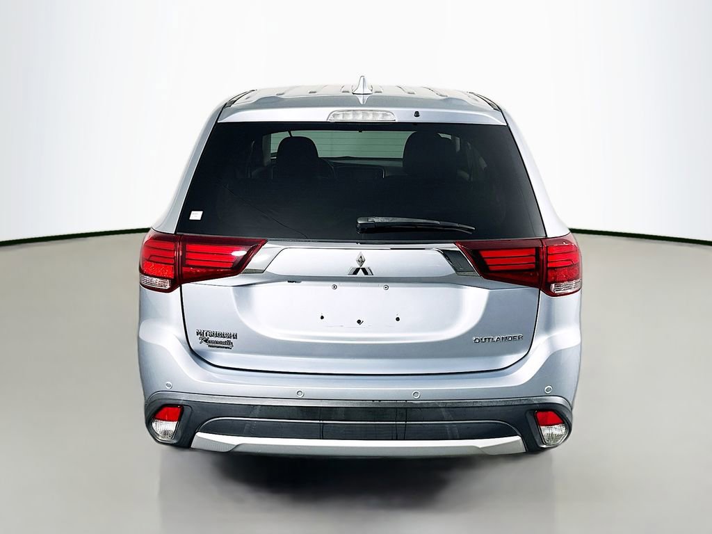 Used 2017 Mitsubishi Outlander ES image 6