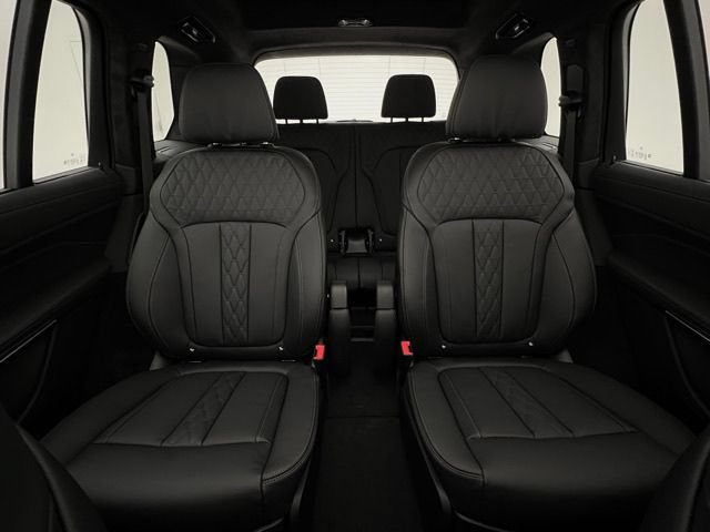 New 2027 BMW X7 M60i AWD/4WD image 15