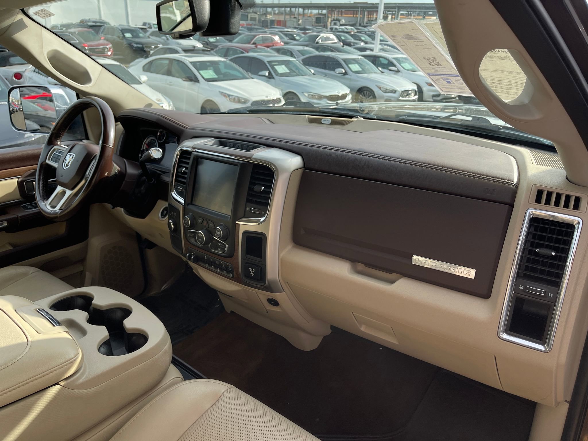 Used 2016 RAM 2500 Laramie w/ Cold Weather Group image 18