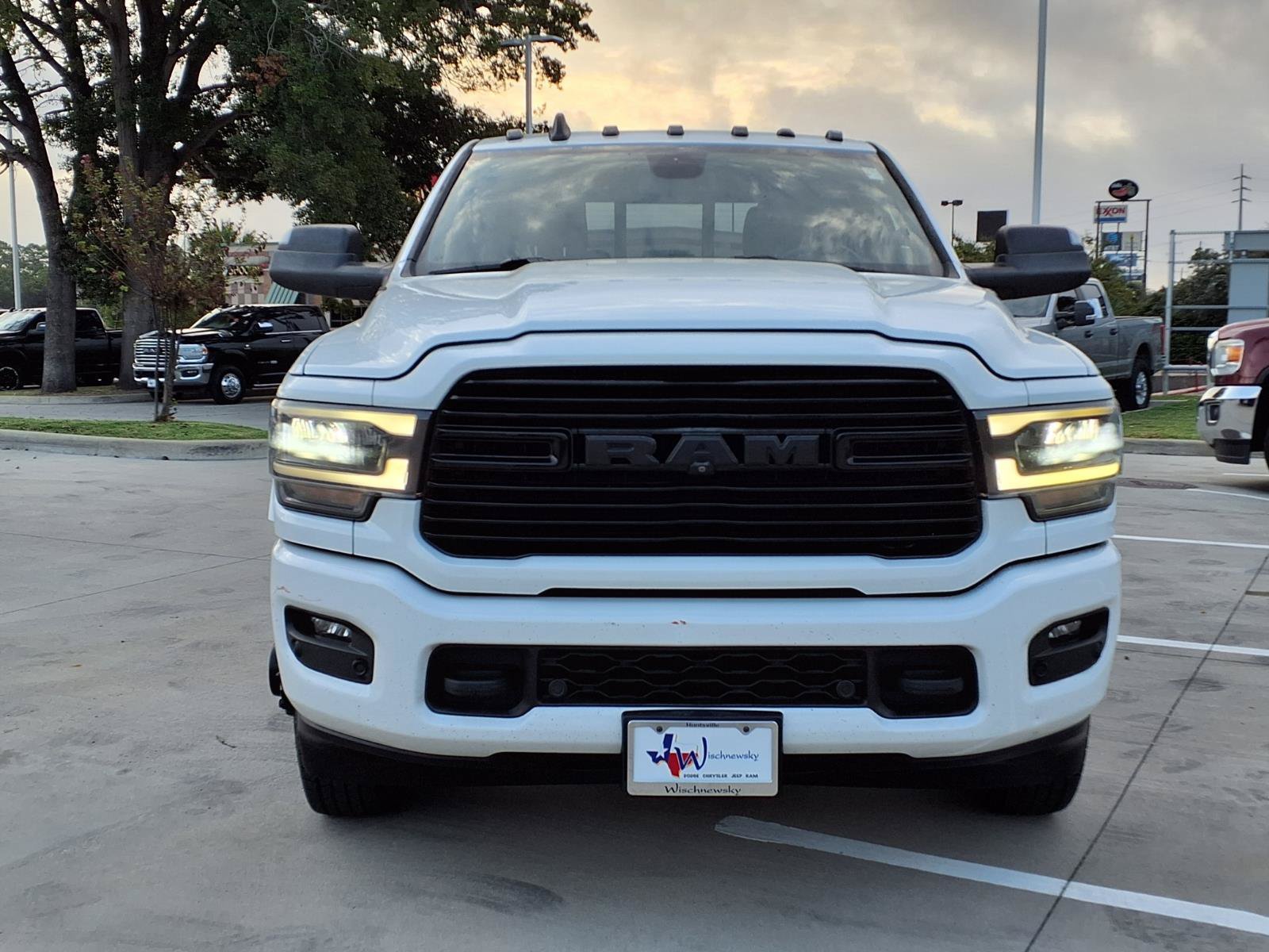 Used 2022 RAM 3500 Laramie AWD/4WD image 4