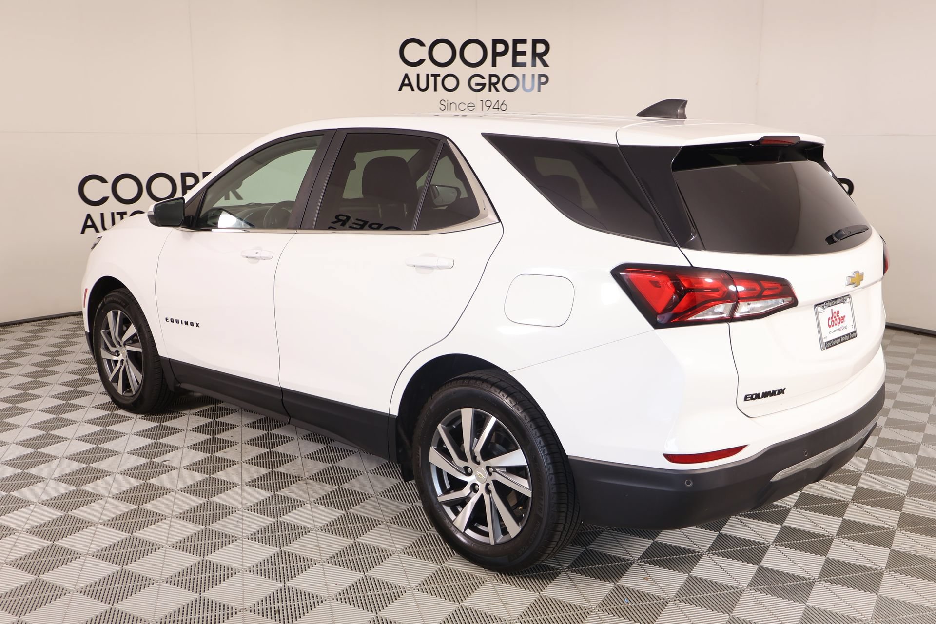 Used 2022 Chevrolet Equinox LT FWD image 22