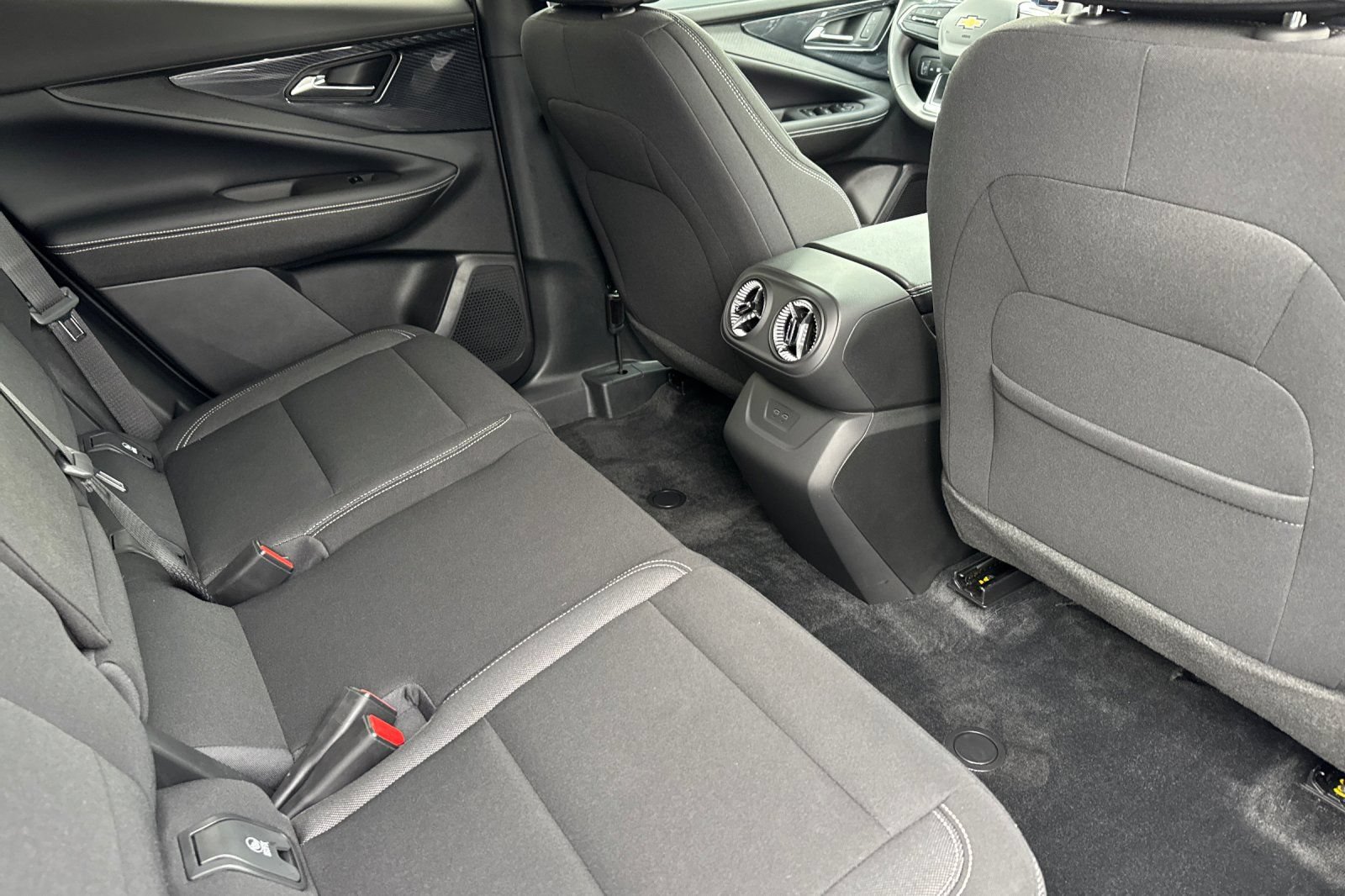 Used 2026 Chevrolet Blazer EV LT FWD image 18