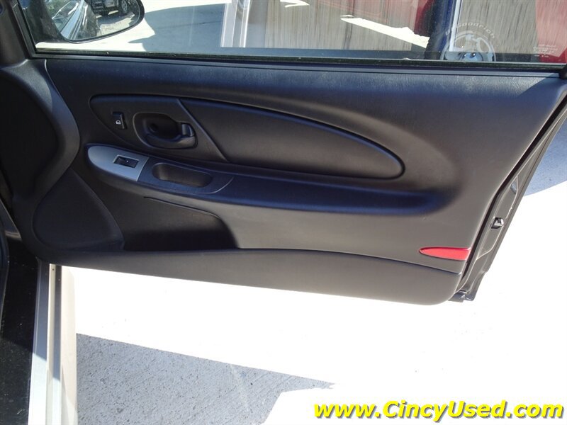 Used 2006 Chevrolet Monte Carlo SS w/ Convenience Package FWD image 32