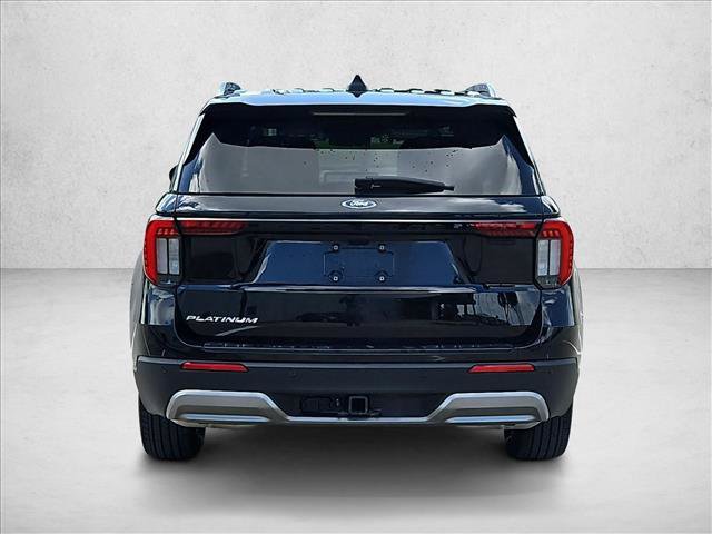 Used 2025 Ford Explorer Platinum RWD image 6