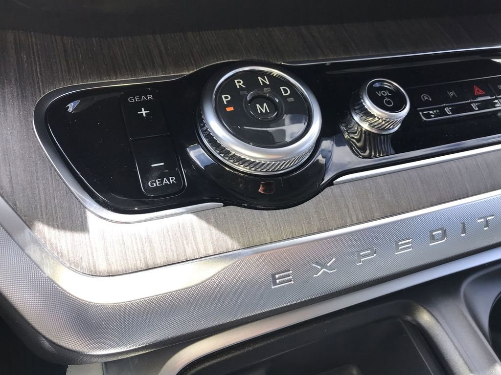 New 2026 Ford Expedition Max Platinum image 20