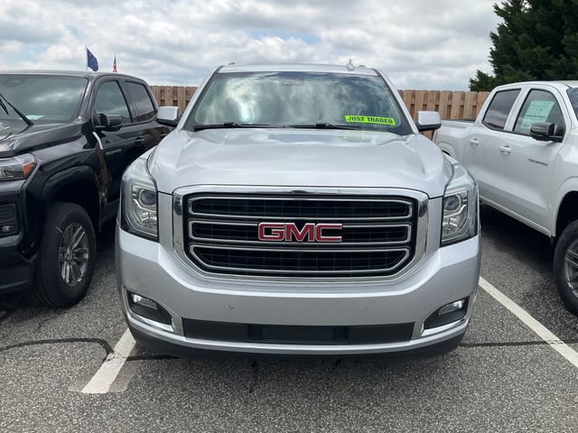 Used 2017 GMC Yukon XL SLT w/ Open Road Package AWD/4WD image 2
