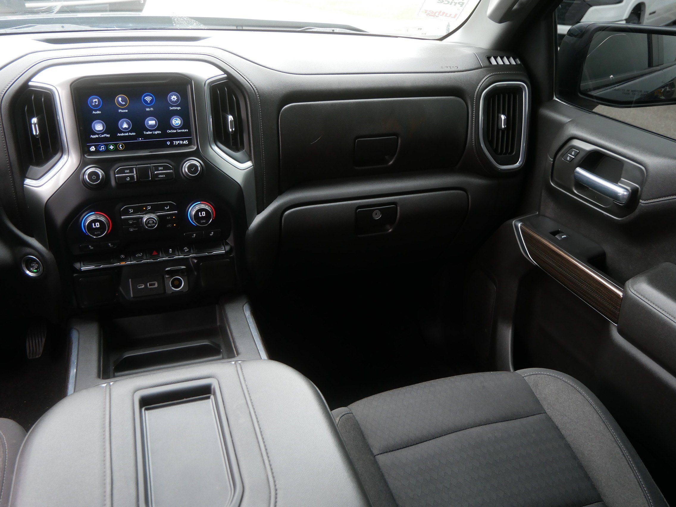 Certified 2021 Chevrolet Silverado 1500 LT Trail Boss w/ LPO, Dark Essentials Package AWD/4WD image 11