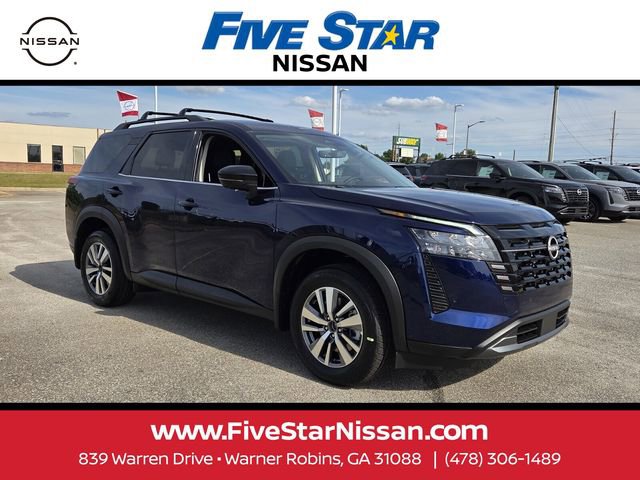 New 2026 Nissan Pathfinder SL image 1