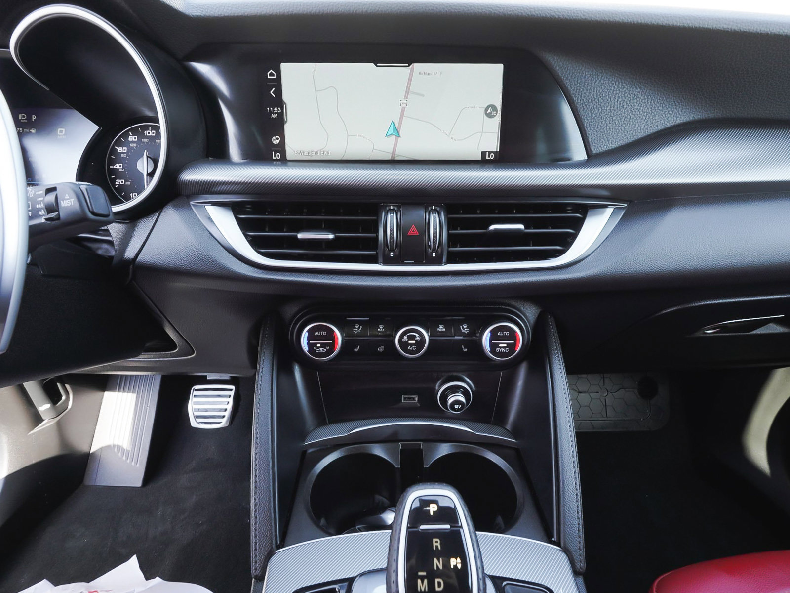 Used 2023 Alfa Romeo Stelvio Veloce image 25