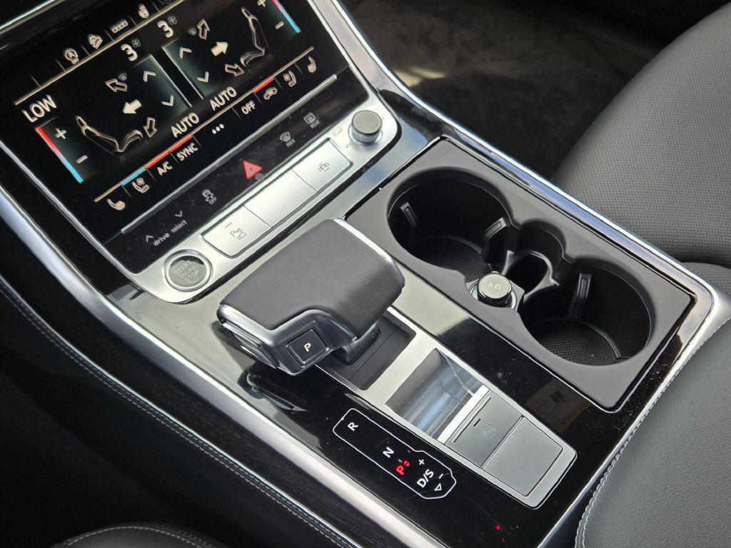 Used 2026 Audi Q8 Premium Plus AWD/4WD image 25