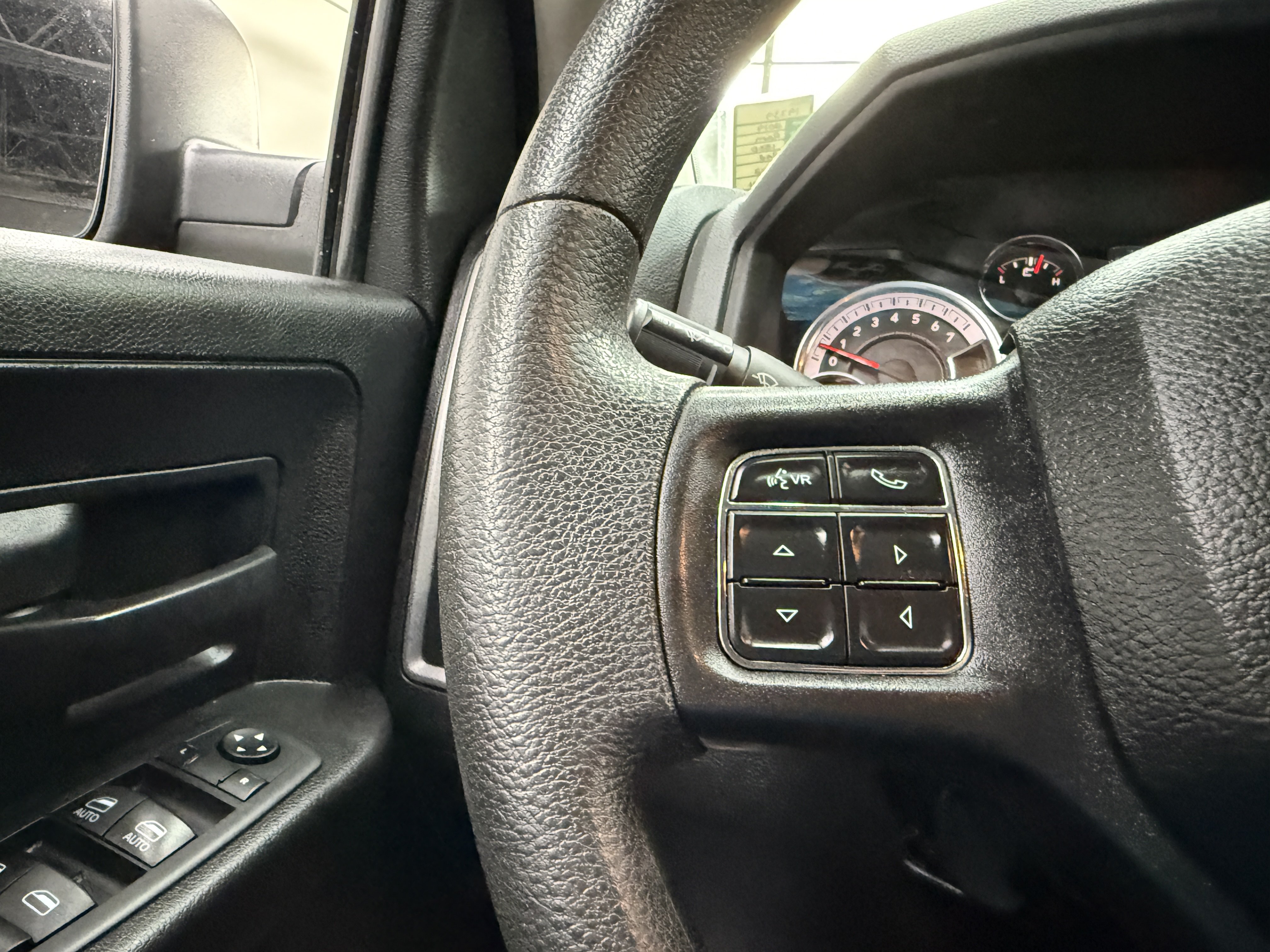 Used 2019 RAM 1500 Express w/ Wheel & Sound Group AWD/4WD image 13