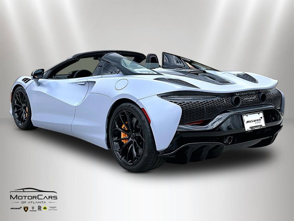 New 2026 McLaren Artura Spider image 3