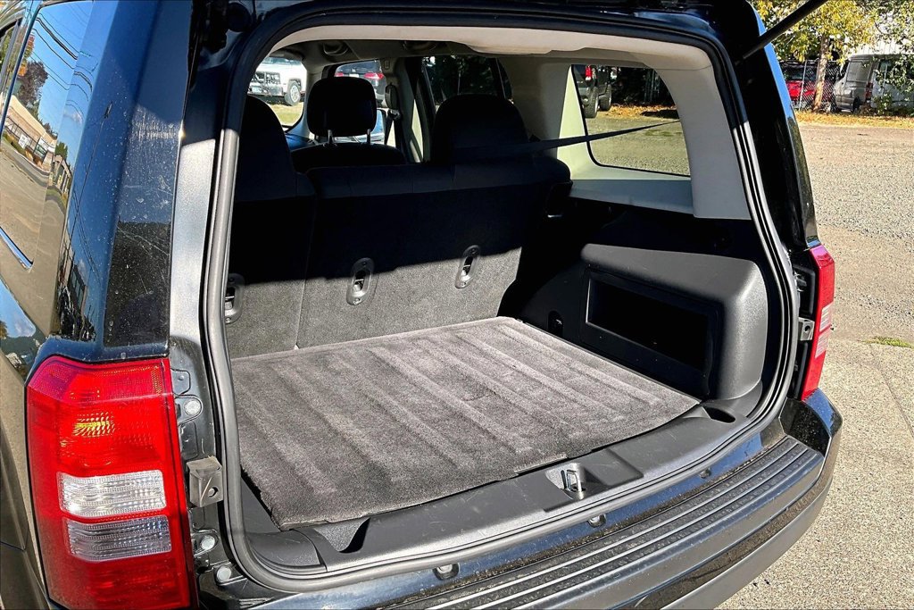 Used 2012 Jeep Patriot Sport FWD image 35