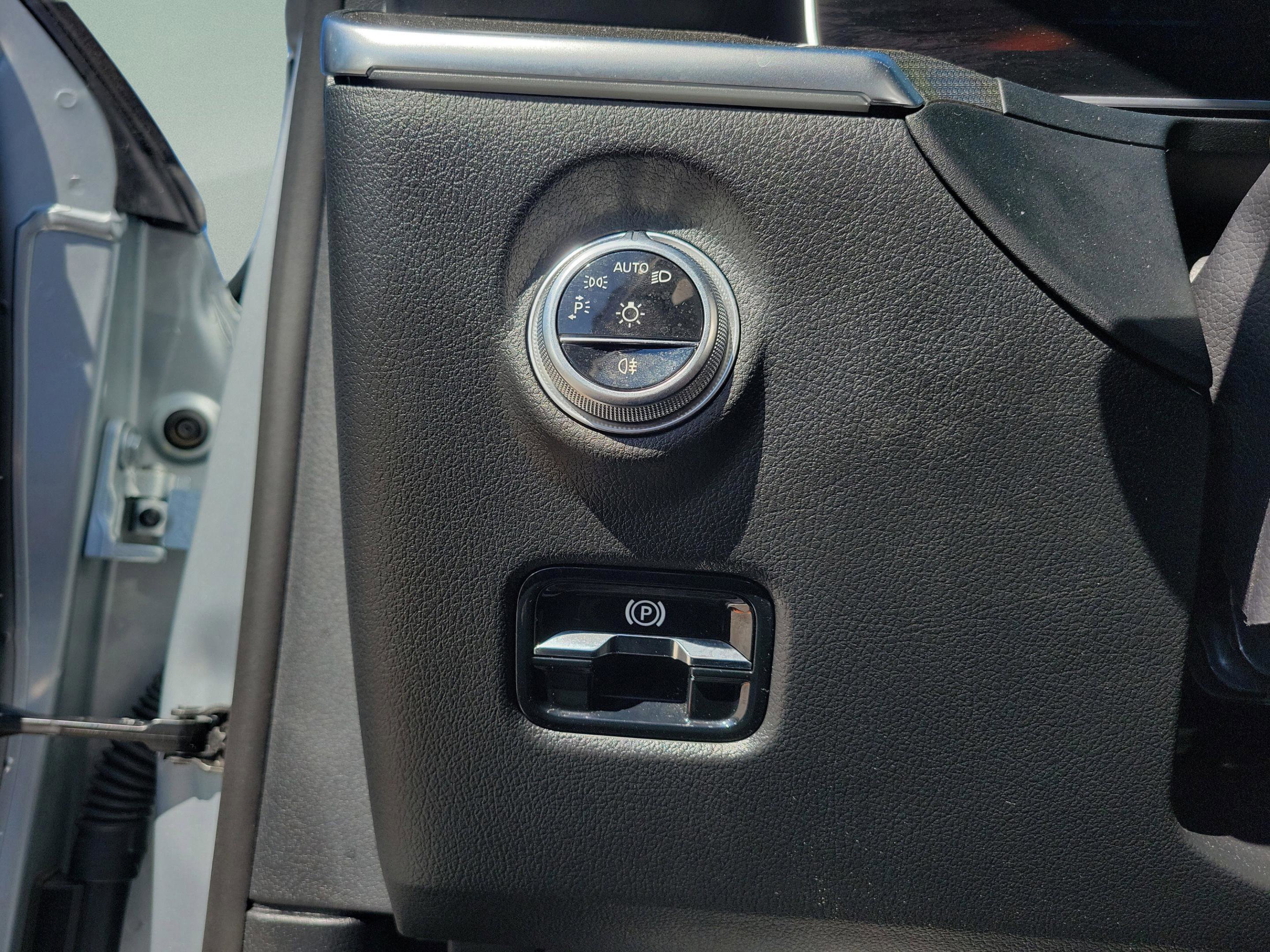 Certified 2024 Mercedes-Benz C 43 AMG 4MATIC Sedan image 26