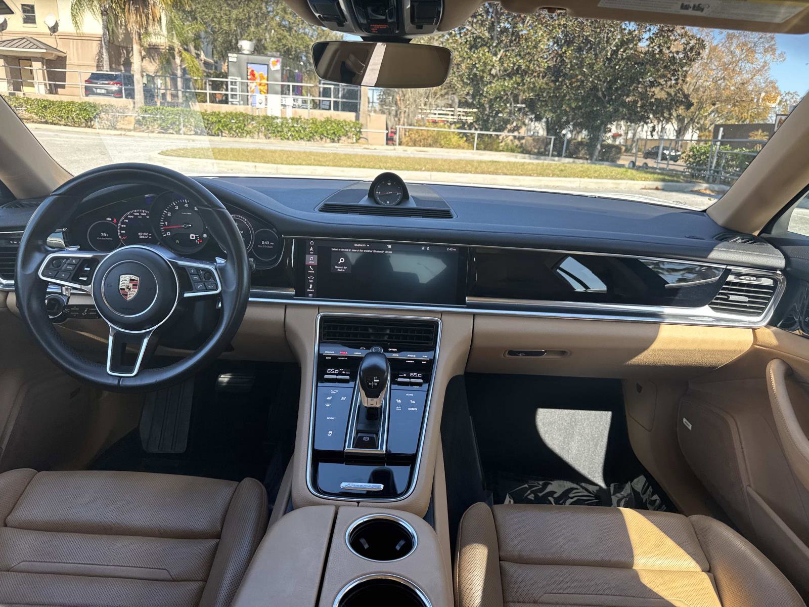 Used 2019 Porsche Panamera 4 image 14