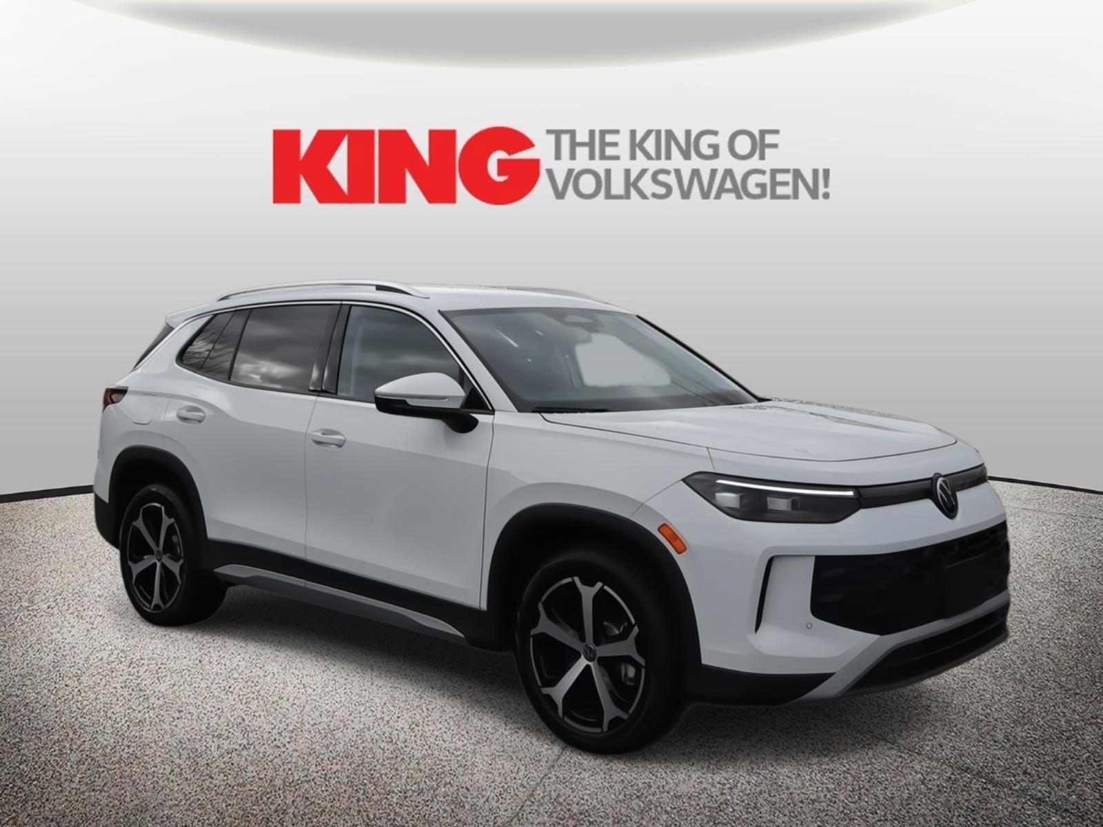 New 2026 Volkswagen Tiguan SE image 1