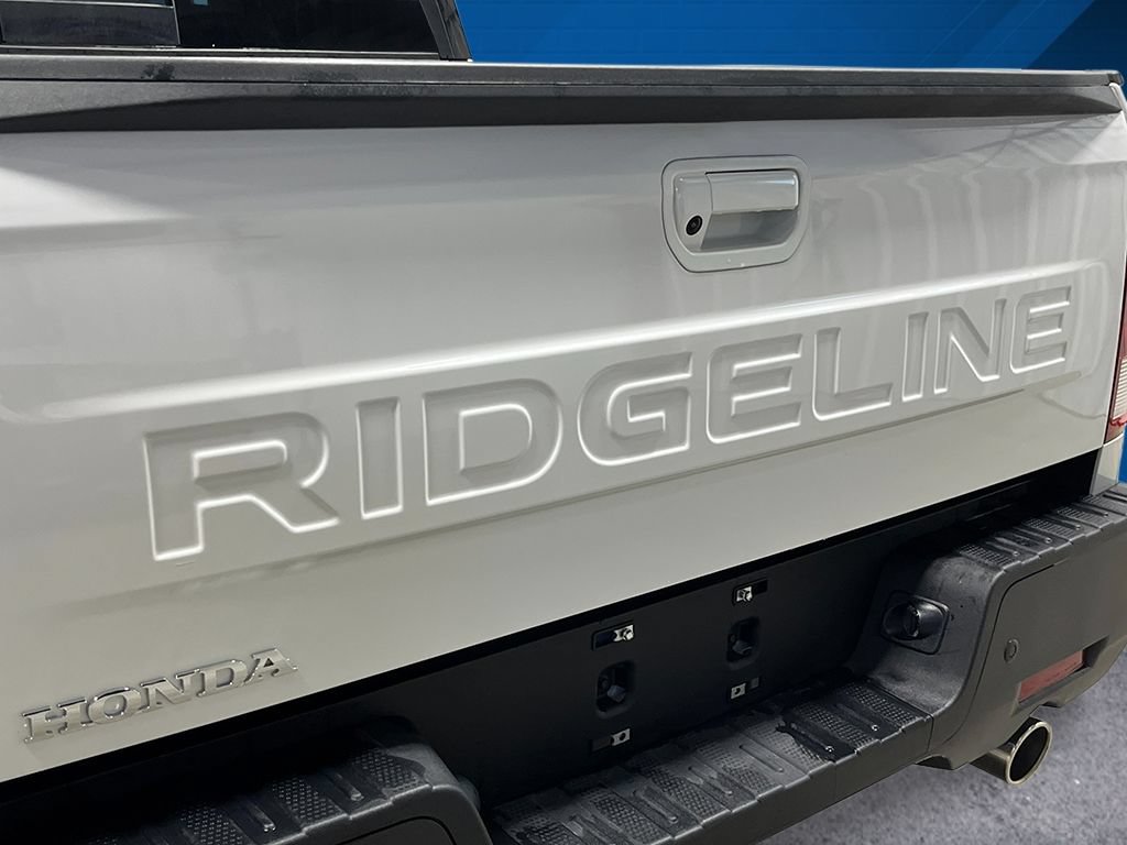 New 2026 Honda Ridgeline Black Edition image 10