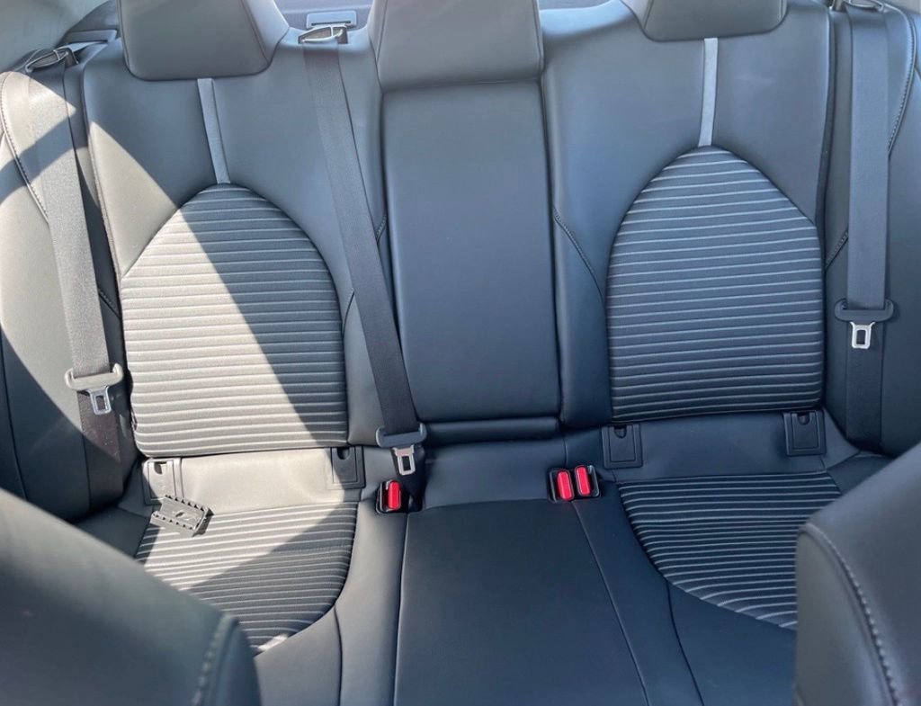 Used 2023 Toyota Camry SE image 15