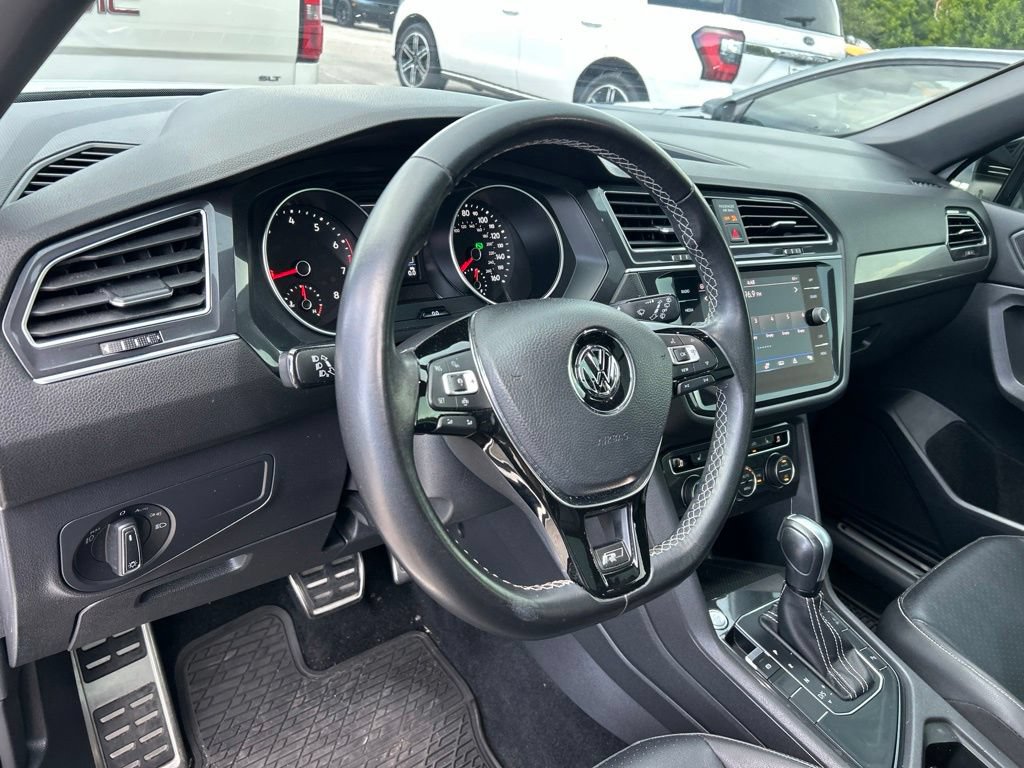 Used 2021 Volkswagen Tiguan SE R-Line FWD image 23