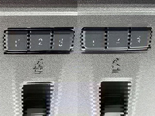 New 2025 Chevrolet Silverado 1500 LT w/ Convenience Package II image 22