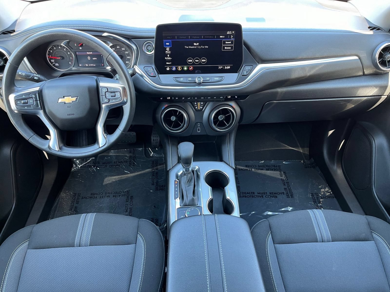 Used 2025 Chevrolet Blazer LT FWD image 38