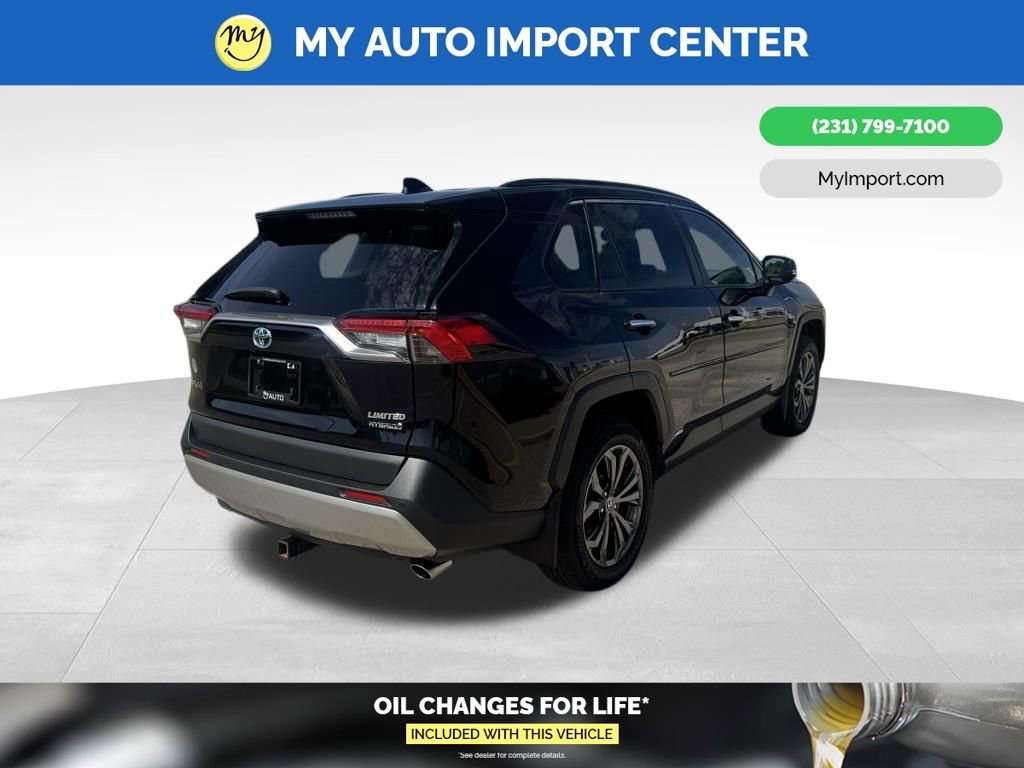 Used 2022 Toyota RAV4 Limited AWD/4WD image 7