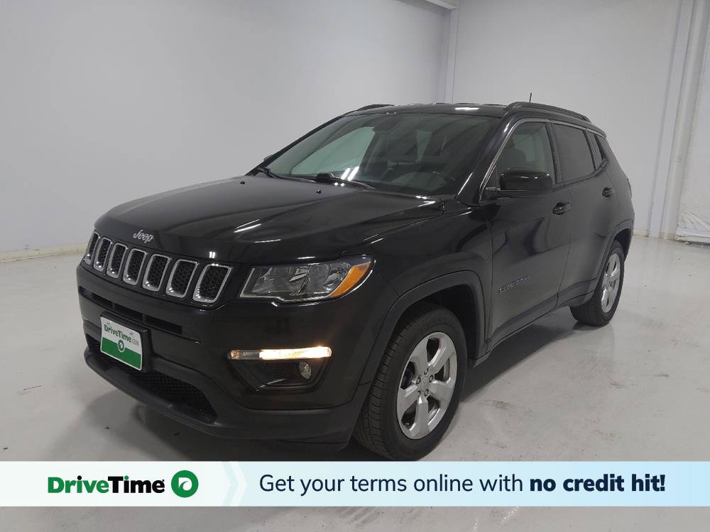 Used 2019 Jeep Compass Latitude w/ Cold Weather Group FWD image 1