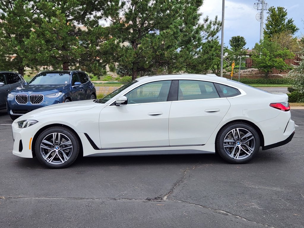 New 2026 BMW 430i xDrive w/ Premium Package AWD/4WD image 2