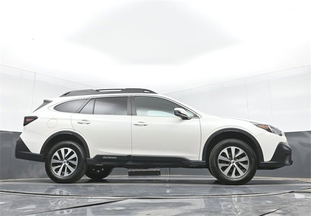 Used 2022 Subaru Outback Premium image 48