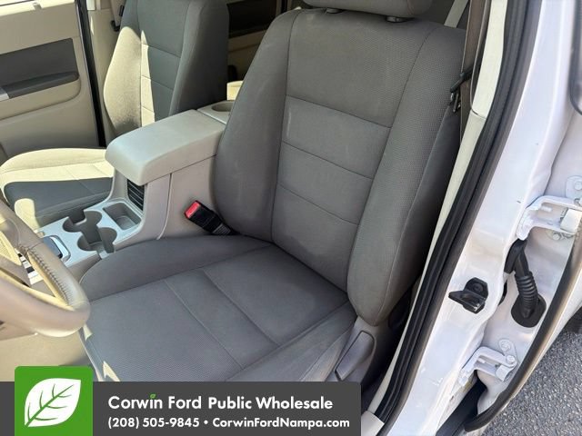 Used 2009 Ford Escape XLT FWD image 24